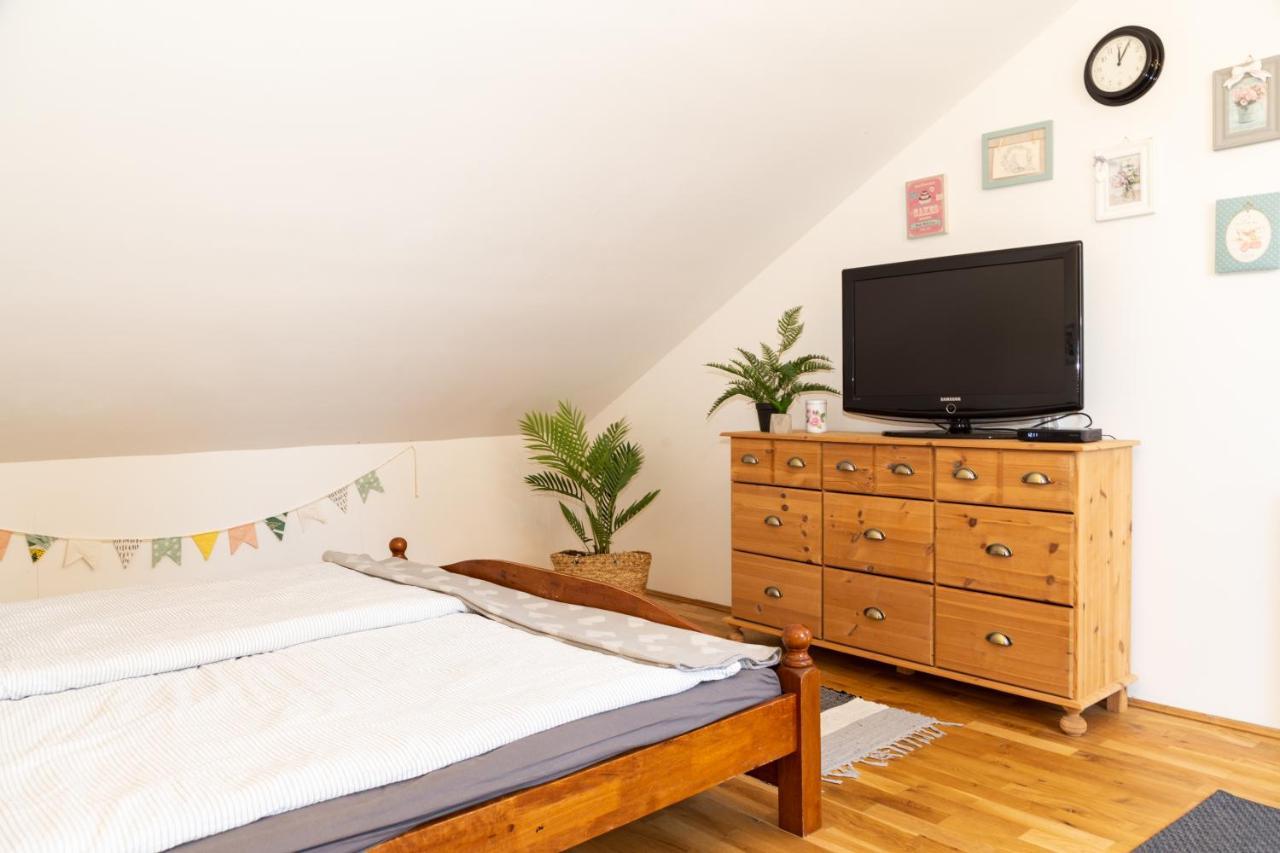 Vanilia Apartman Eger Ngoại thất bức ảnh
